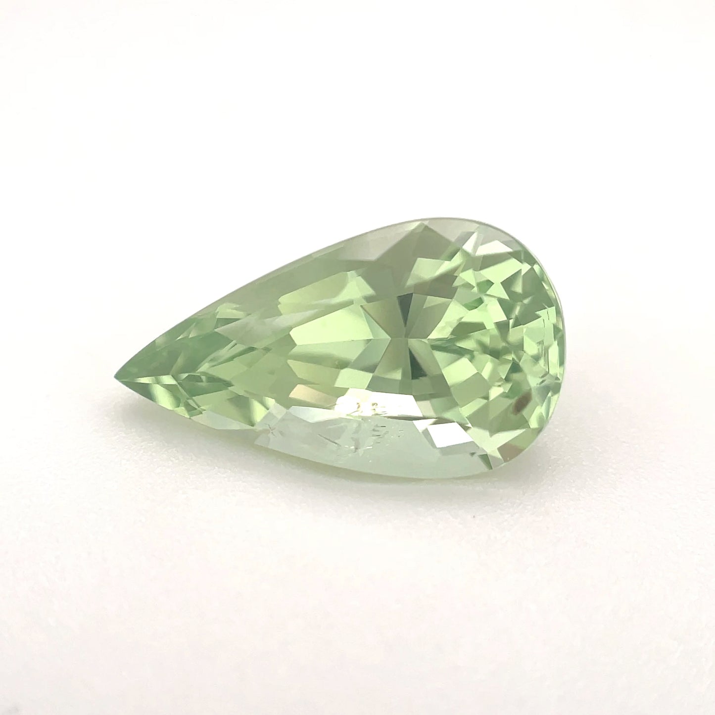 PG-ST-15-3 Merelani Mint Garnet 8.6 x 15.2 Pear