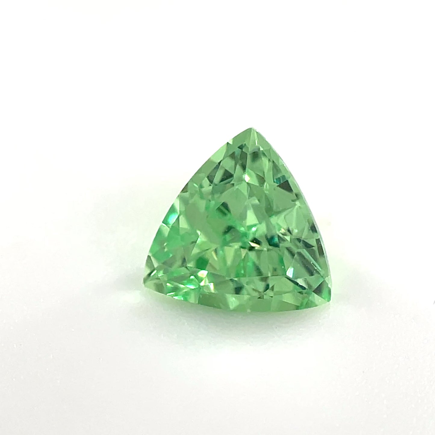 PG-T1004-24 Tsavorite 6.9 MM Trilliant 1.3cts
