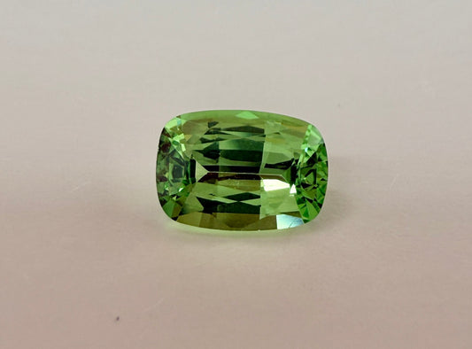 PG-T1004-27 Tsavorite 5 x 7.2 MM Cushion 0.98cts