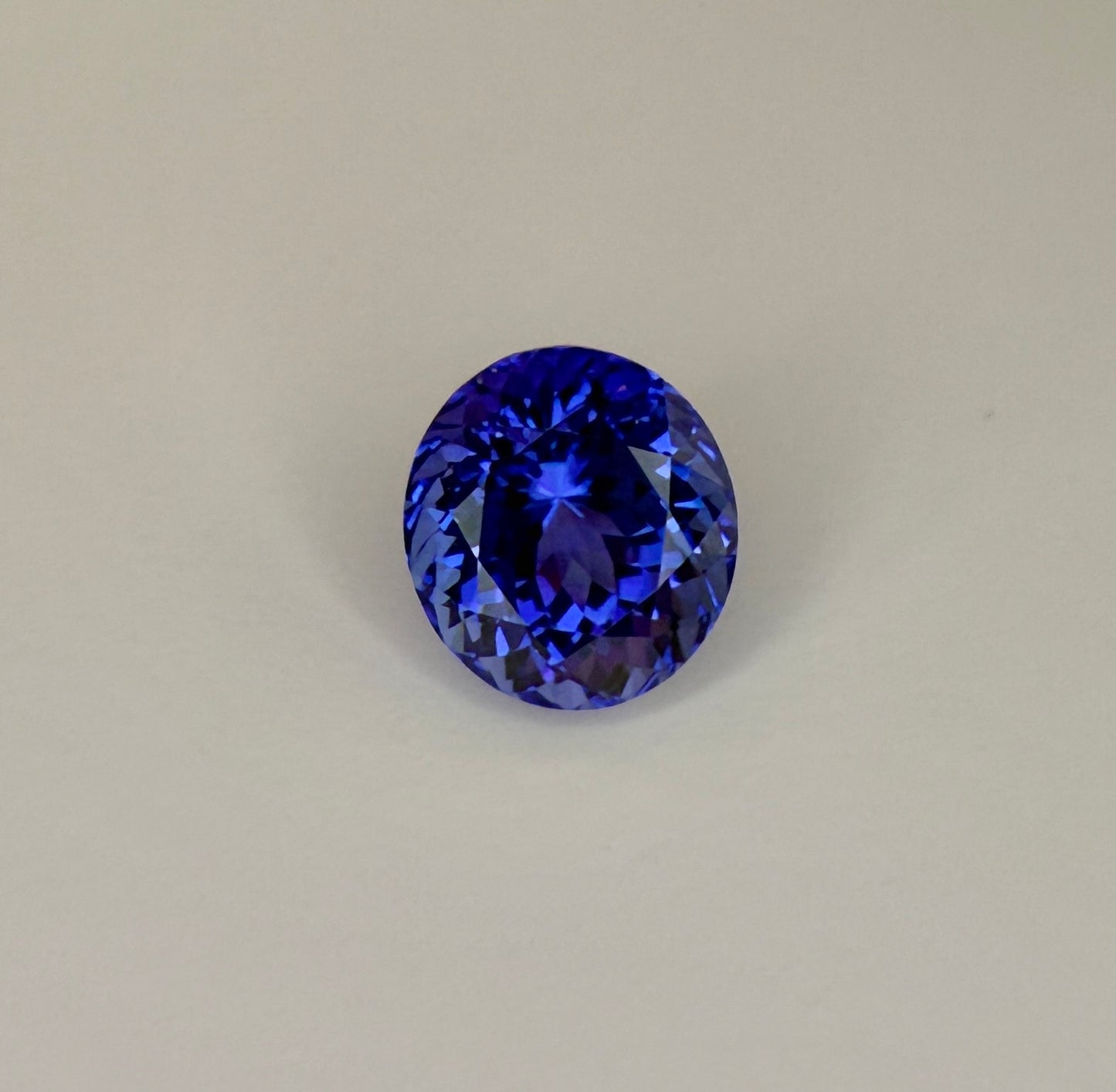 PG-T802-36-JO Tanzanite 9.8 MM Round 4.67cts