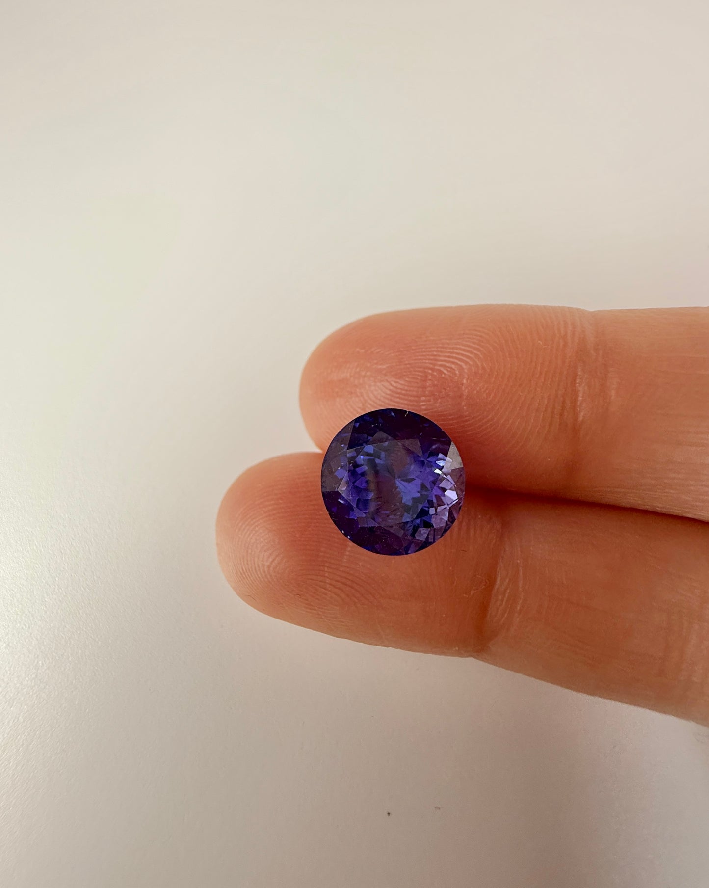 PG-T802-36-JO Tanzanite 9.8 MM Round 4.67cts