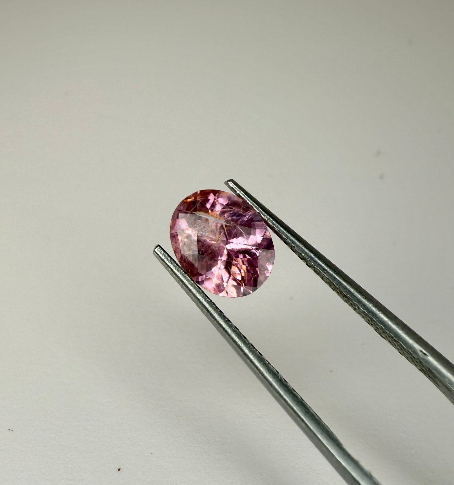 PG-TRBS-1-VO Tourmaline 7 x 9 MM Oval 2.05cts