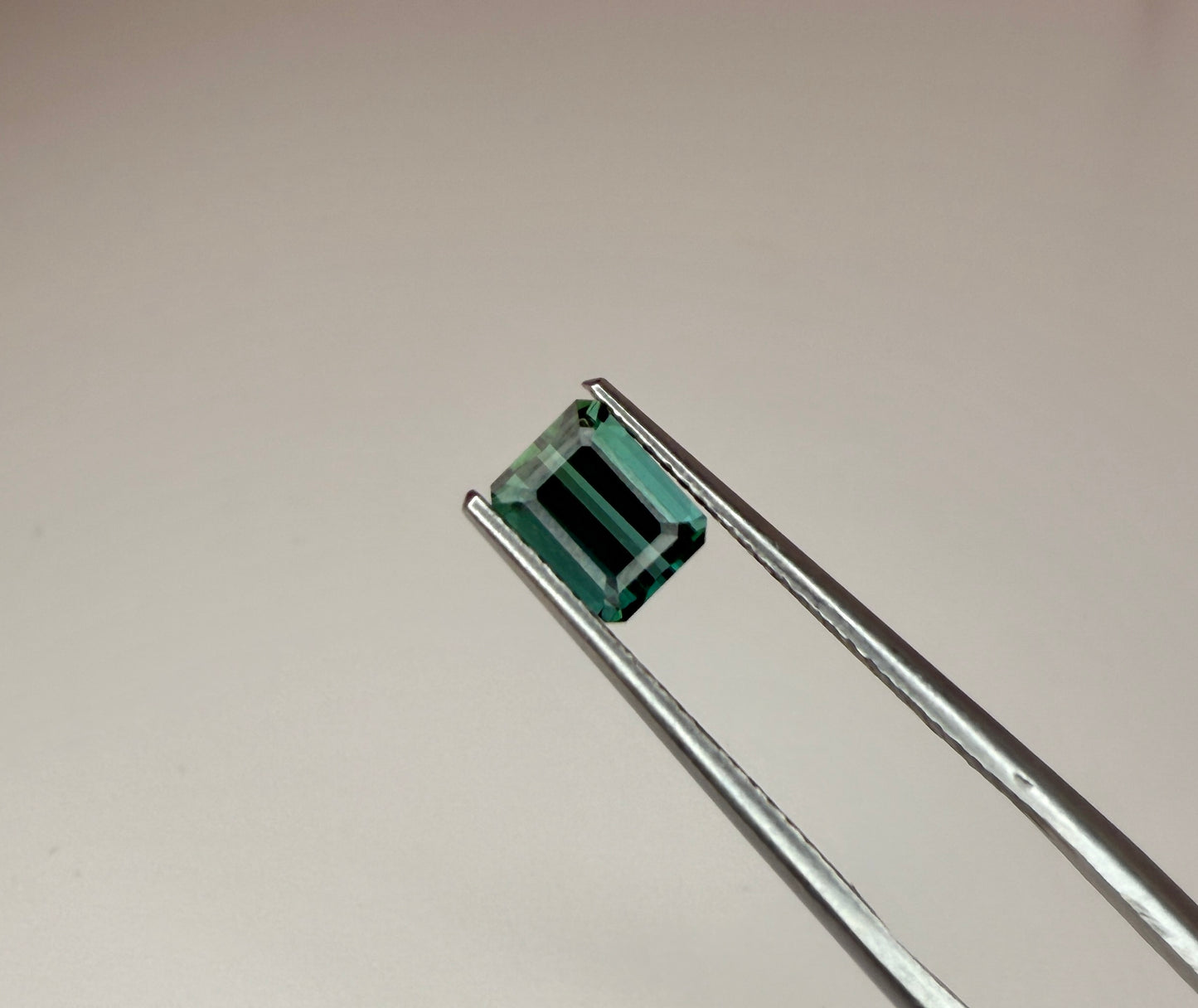 PG-TSTU-39-JO Tourmaline 4.9 x 6.3 MM Emerald 1.04cts