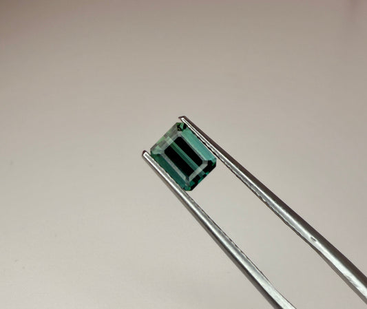 PG-TSTU-39-JO Tourmaline 4.9 x 6.3 MM Emerald 1.04cts