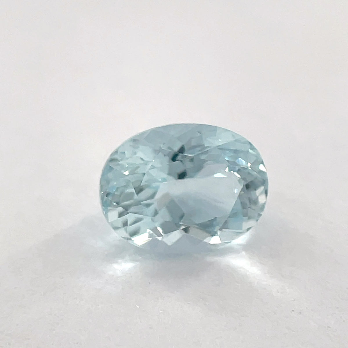 PG-U-32-88-15 Aquamarine 5.2 x 7.4 MM Oval 1.08cts