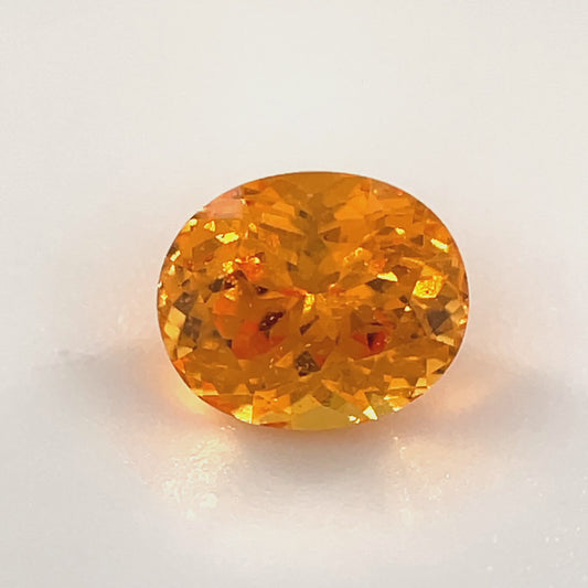 PG-301-1-2 Spessartite 5.1 x 6.1 MM Oval 1.03cts