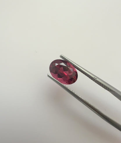 PG-301-27-1 Mahenge Spinel 6.4 x 9 MM Oval 1.92cts