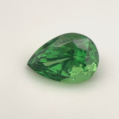 PG-112-38 Tsavorite 6.3 x 9.0 MM Pear