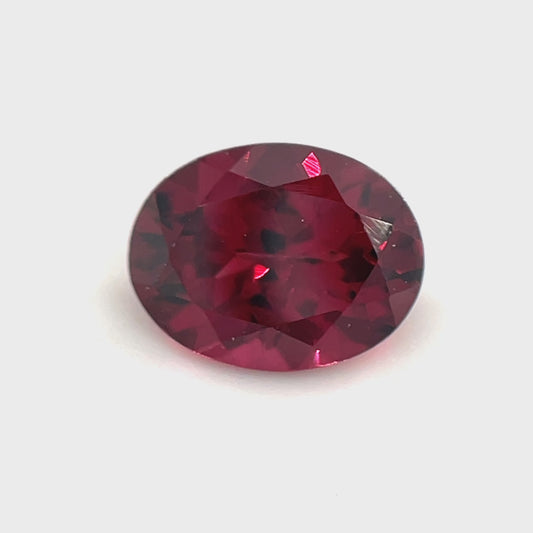 PG-179-27-MW Rhodolite Garnet 6.4 x 8.3 MM Oval 1.73cts