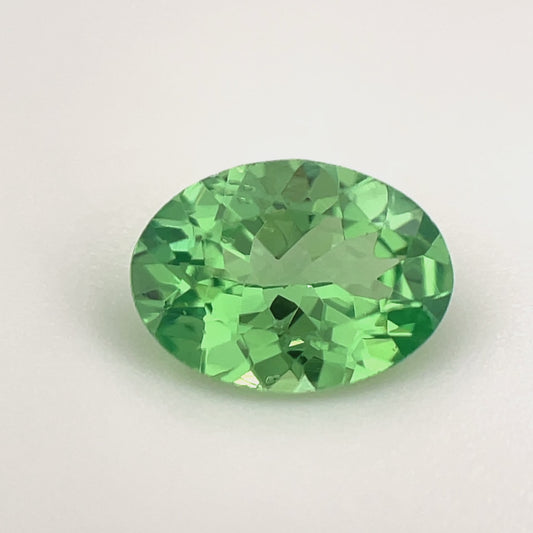 PG-PM1-23 Tsavorite 5.8 x 7.9 MM Oval
