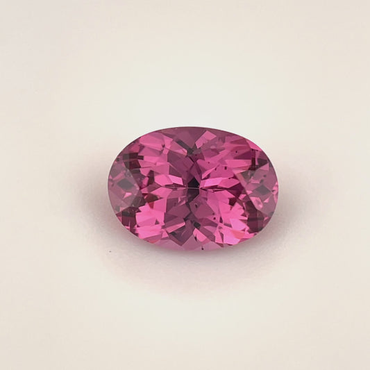 PG-21-15-3 Mozambique Rhodolite Garnet 5.5 x 7.5 MM Oval