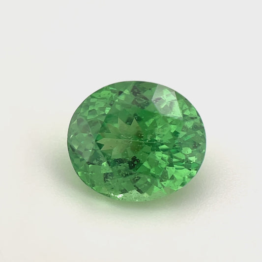 PG-254-4-1 Tsavorite 7.1 x 8.2 MM Oval
