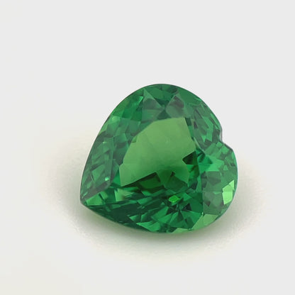 PG-313-28-1 Tsavorite 7.9 x 8.2 MM Heart