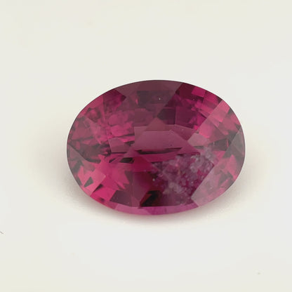 PG-130-77-MW Rhodolite Garnet 8.8 x 11.7 MM Oval