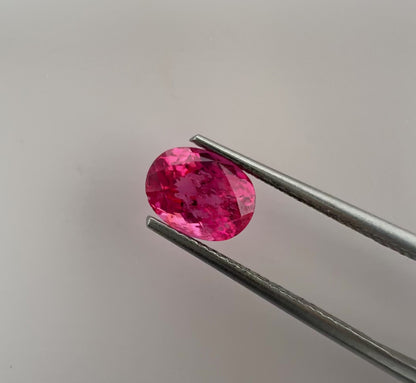 PG-SPBS-84 Mahenge Spinel 6 x 8 MM Oval 1.57cts