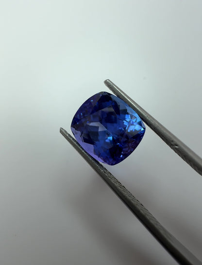 PG-243-127-1 Tanzanite 8.8 x 9.7 MM Cushion 4.71cts