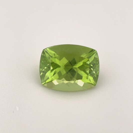 PG-JR-19-MJ Burmese Peridot 7.1 x 9 MM Cushion 2.59cts