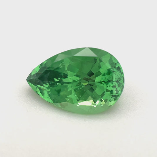 PG-AM8-3 Tsavorite 8.5 x 12.8 MM Pear 4.67cts