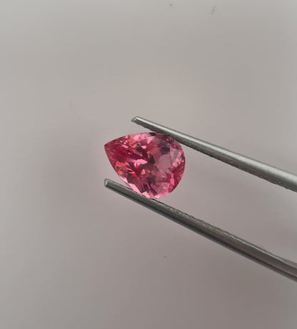 PG-HKAB-34 Mahenge Spinel 6.6 x 8.4 MM Pear 1.6cts