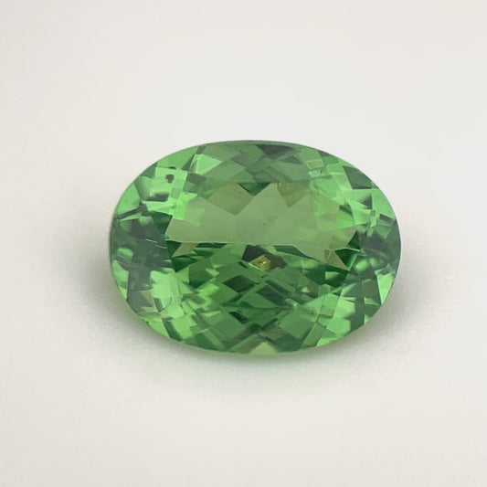 PG-12-10-16 Tsavorite 6.2 x 8.4 MM Oval