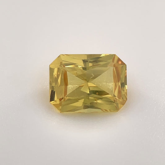 PG-KJ1-13-WO Ceylon Sapphire 5.6 x 7.4 MM Emerald
