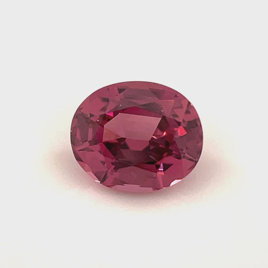 PG-IK3-48 Malaya Garnet 5.3 x 6.3 MM Oval 1.01cts