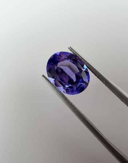 PG-TZBS-70 Tanzanite 8 x 10.2 MM Oval 2.47cts