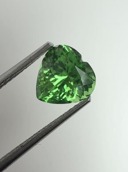 PG-302-98-1 Tsavorite 7.5 MM Heart 1.64cts