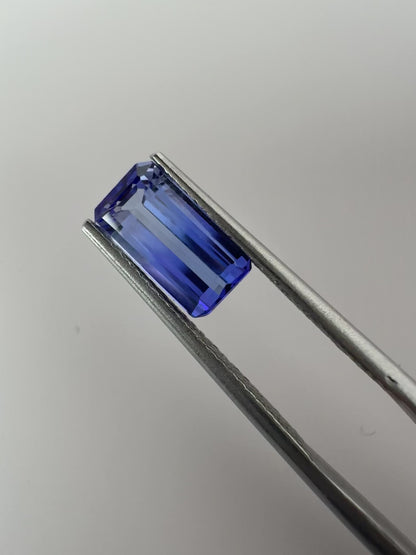 PG-16-110 Tanzanite 5.2 x 9.8 MM Rectangle 1.72cts