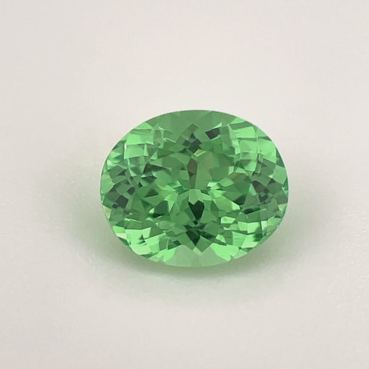 PG-302-60-1 Tsavorite 5.5 x 6.6 MM Oval