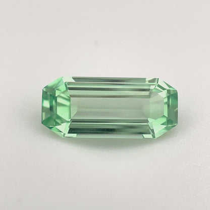 PG-MMGBS-103 Mint Garnet 5.2 x 11.5 MM Emerald