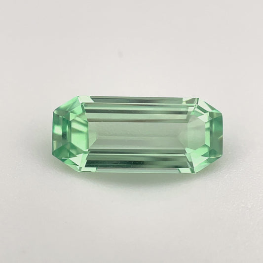 PG-MMGBS-103 Mint Garnet 5.2 x 11.5 MM Emerald