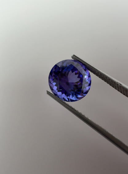 PG-T802-36-JO Tanzanite 9.8 MM Round 4.67cts