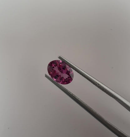 PG-AG-20-20 Mahenge Spinel 5.4 x 7.5 MM Oval 1.07cts