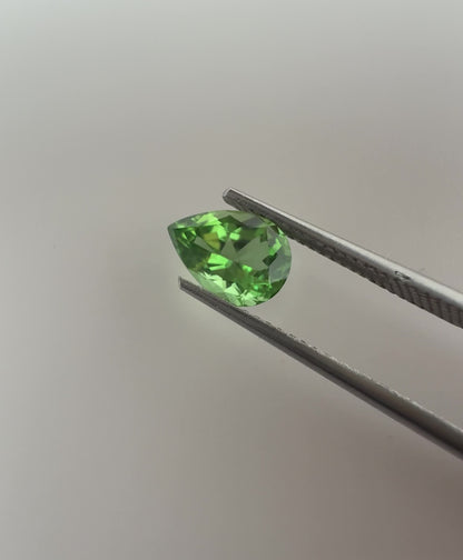 PG-73-6-1 Chrome Tourmaline 6.0 x 8.3 MM Pear 1.29cts