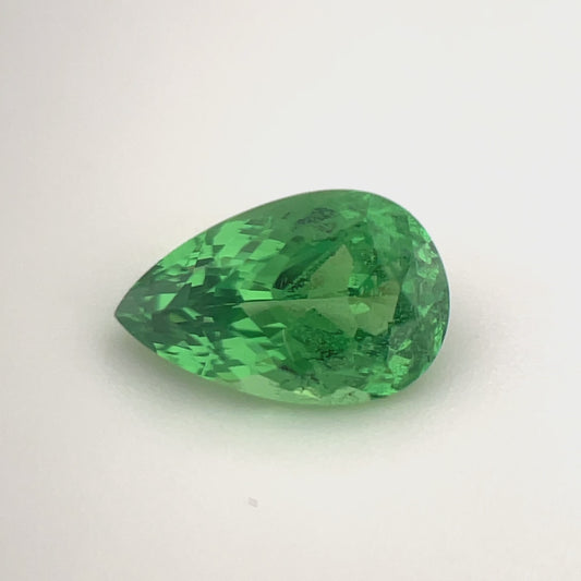 PG-225-21-1 Tsavorite 5.7 x 8.8 MM Pear