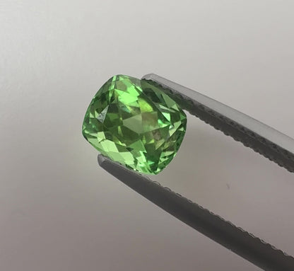 PG-316-27-1 Tsavorite 6.1 x 7 MM Cushion 1.67cts
