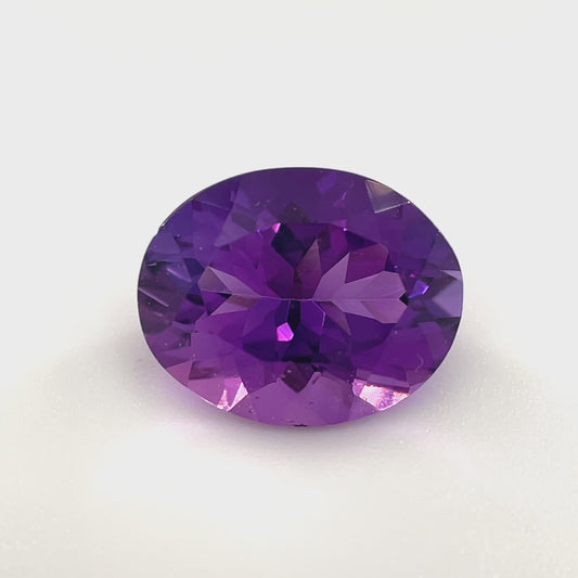 PG-306-26-VO Amethyst 7.9 x 10.1 MM Oval 2.4cts