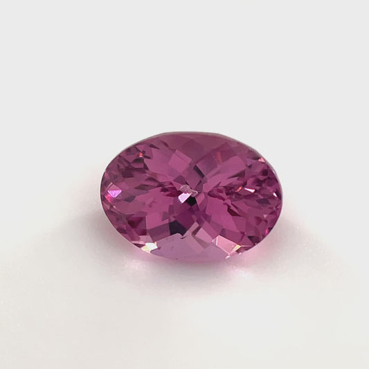 PG-296-26-MW Mahenge Malaya Garnet 6.2 x 8.6 MM Oval 2.07cts