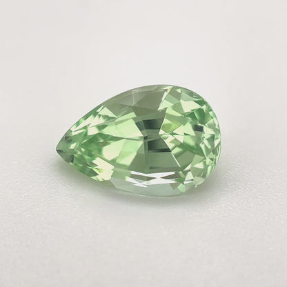PG-MMGBS-92 Mint Garnet 7.1 x 10.5 MM Pear