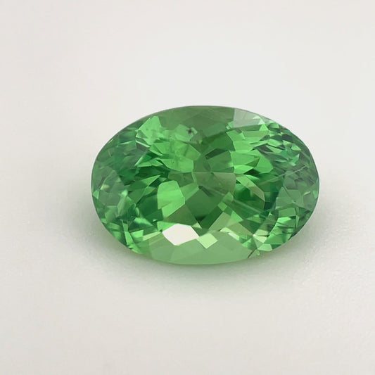 PG-121-1-1 Tsavorite 6.7 x 9.6 MM Oval