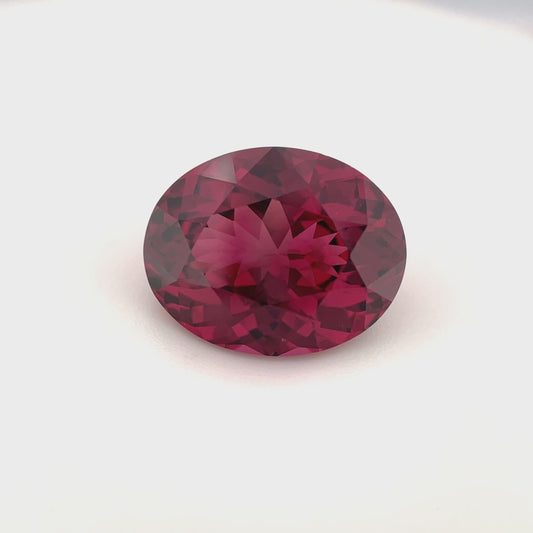 PG-24-10-55 Rhodolite Garnet 10.2 x12.8 MM Oval 6.35cts