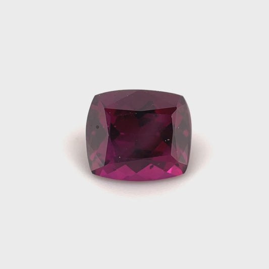 PG-243-262-MU Mozambique Rhodolite Garnet 6.9 x 8.1 MM Cushion 2.52cts